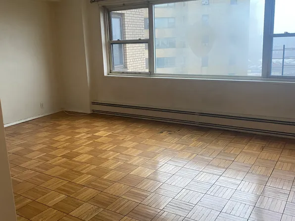 5 Fordham Hill Oval image 5 of 11