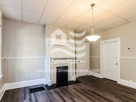 825720_005_dining_room_5.jpg