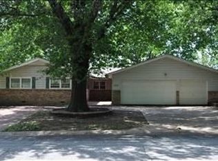 339 N Putter Ln, Wichita, KS 67212