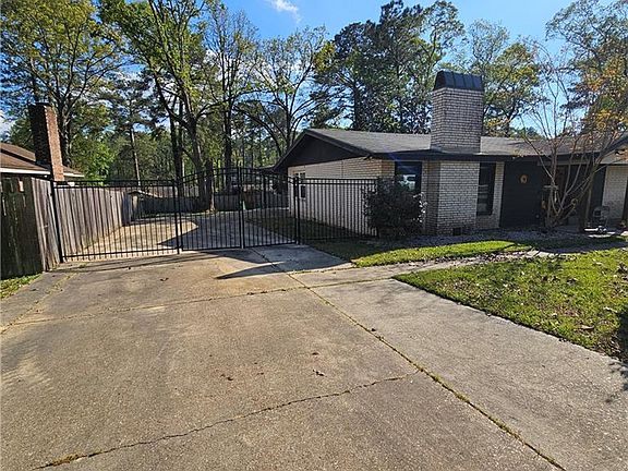 4th image of 113 Spring Creek Dr
