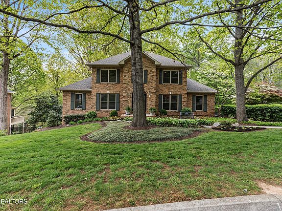 2nd image of 10617 Summit Mountain Ct