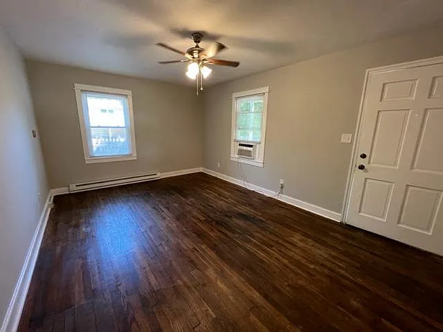 2 bed, 996 sqft, $1,225 — Photo 2