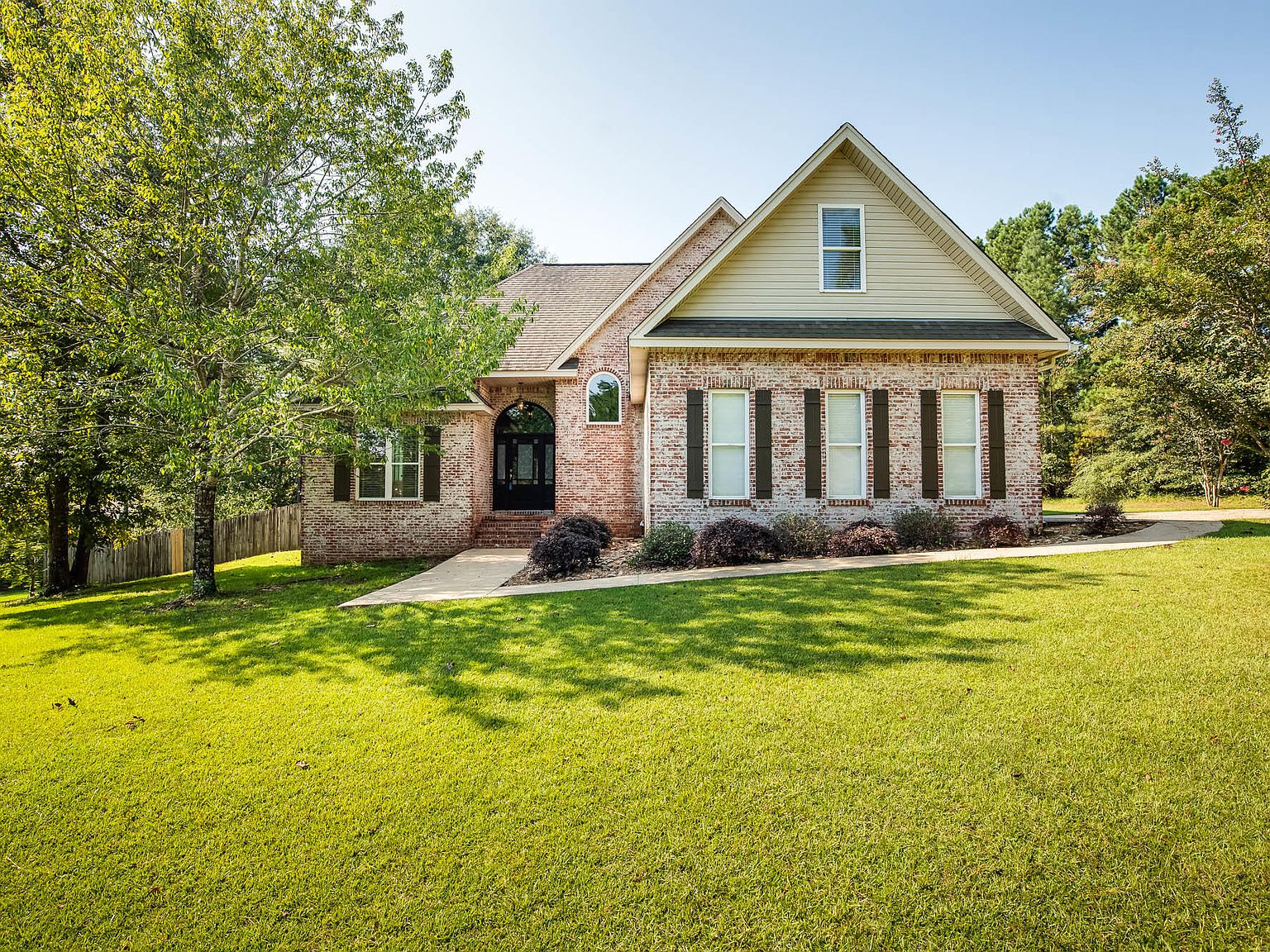 2 Cimarron Dr, Hattiesburg, MS 39402 Zillow