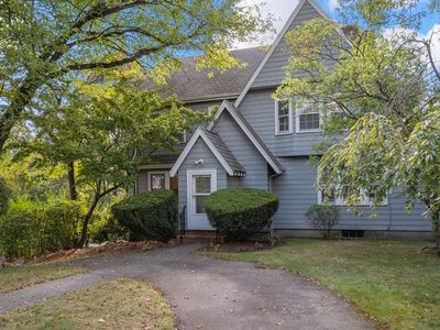 21 Hancock Rd, Brookline, MA, 02445