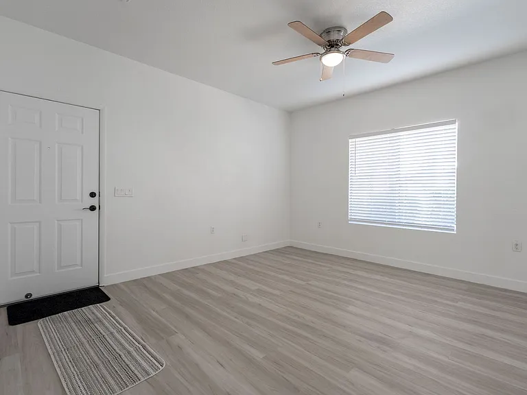 10245 S Maryland Pkwy #1212 — Photo 14