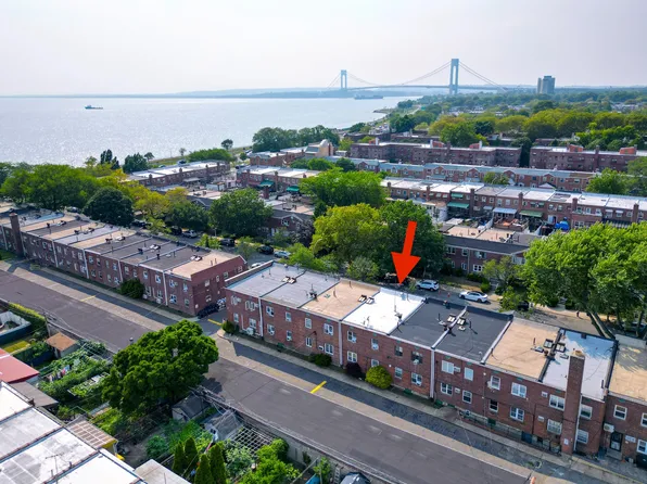 271 Bay 19th Street image 23 of 24