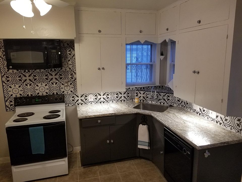 1st image of 318 Cliffdale Ave