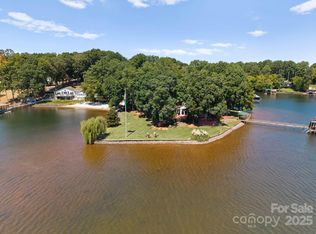 135 Bearcreek Rd, Mooresville, NC 28117