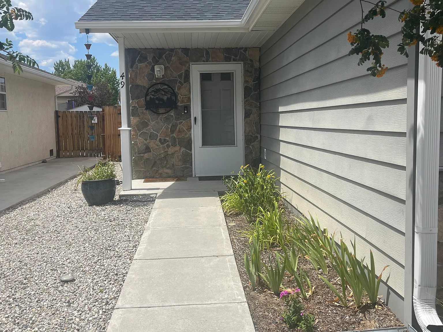 2 bed, 1222 sqft, $2,400 — Photo 4