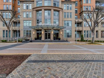 8220 Crestwood Heights Dr APT 517, Mc Lean, VA, 22102