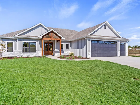 2805 Easley Cabin Cir, Columbia, MO 65201