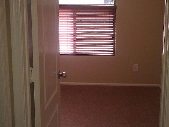4th image of 5648 W Pueblo Ave