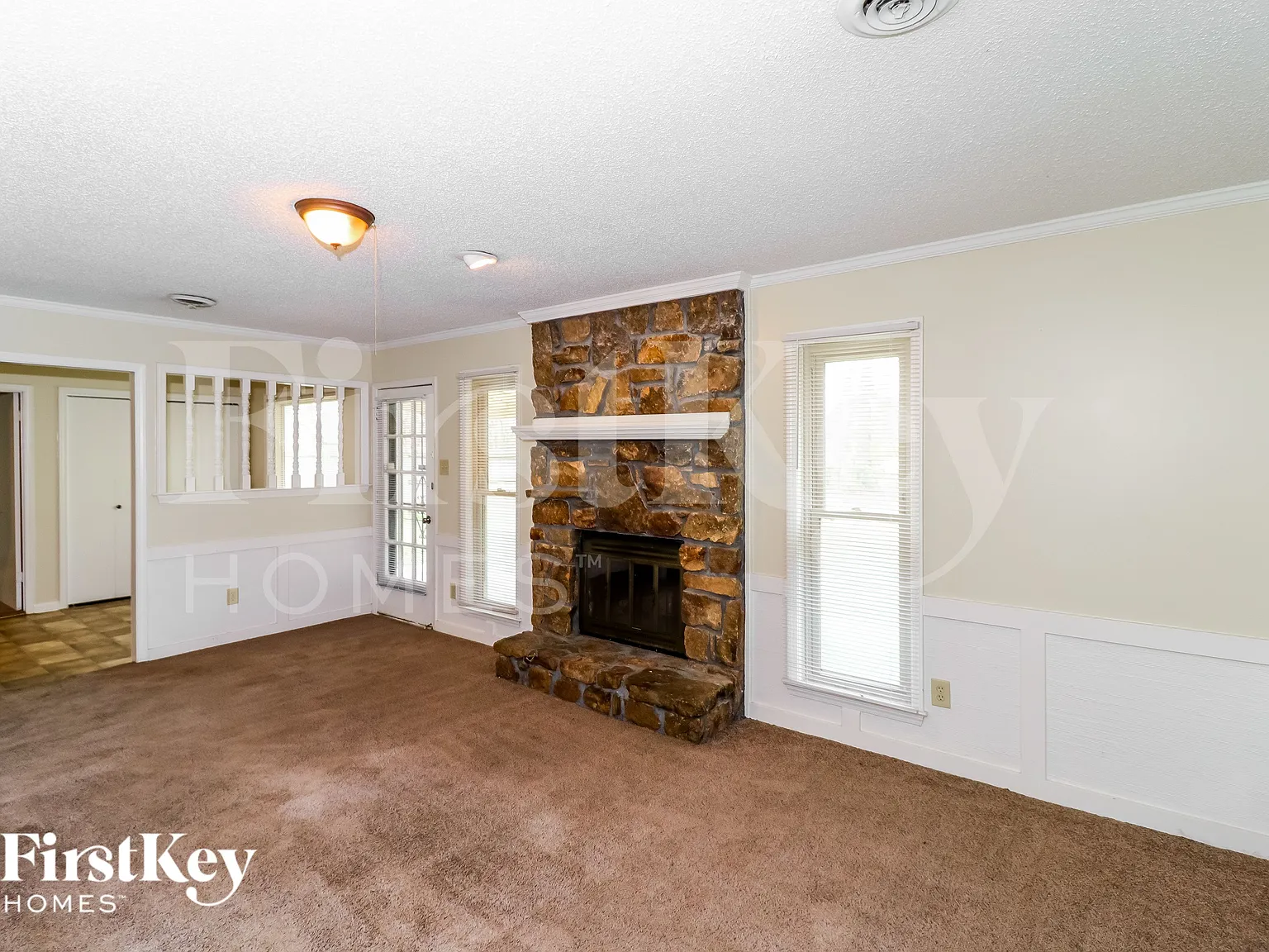 3 bed, 1.5 bath, 1249 sqft, $1,850 — Photo 4