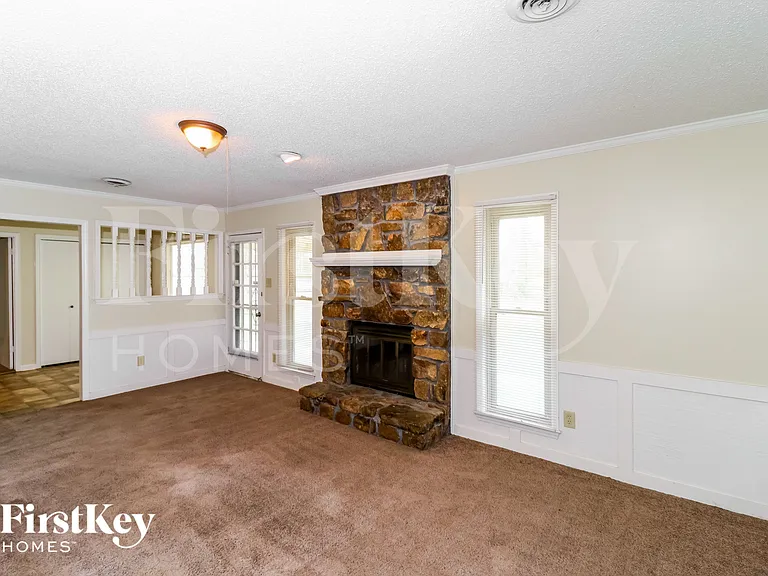 2786 Dromedary Dr — Photo 4
