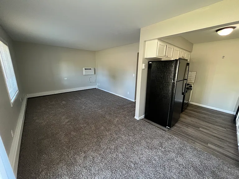 445 Shawmut Blvd NW — Photo 6
