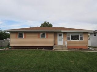 904 Harrison Ave, Dyer, IN 46311
