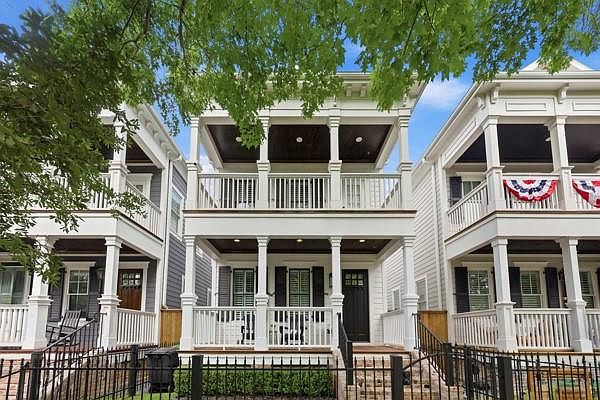 1st image of 725 Tulane St