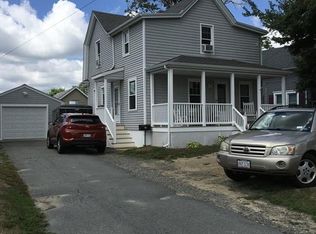 15 S Main St, Acushnet, MA 02743