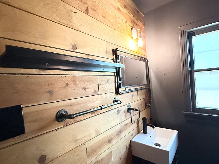 235 S Vine St #235 — Photo 15