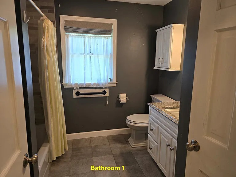 121 Huntington Rd — Photo 8