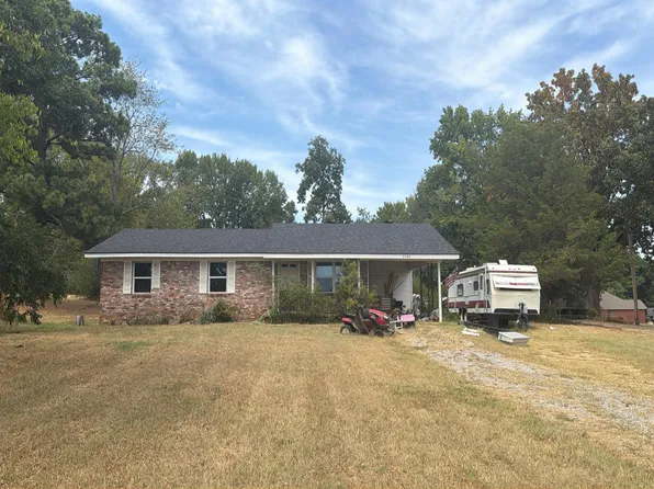 3700 Northshore Dr, Benton, AR 72015