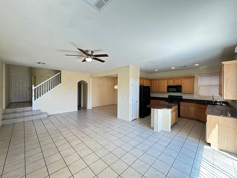 9032 Rutherford Grove St — Photo 3