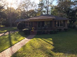 755 N Spring Ave, Louisville, MS 39339