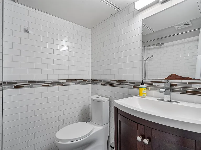 3110 Red River St #C-304 — Photo 18