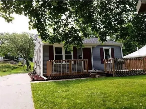507 E 27th St S, Newton, IA 50208