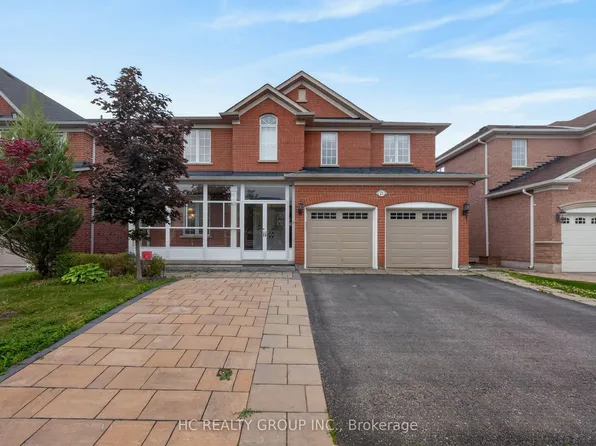 21 Wolf Trail Cres, Richmond Hill, ON L4E 4K1