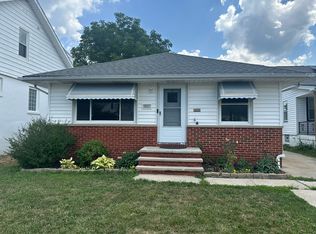 1517 Fruitland Ave, Mayfield Heights, OH 44124