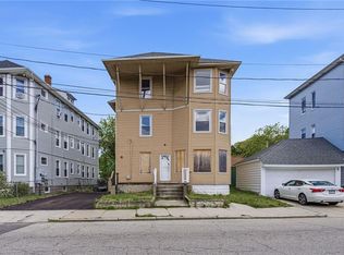 651 Front St, Woonsocket, RI 02895