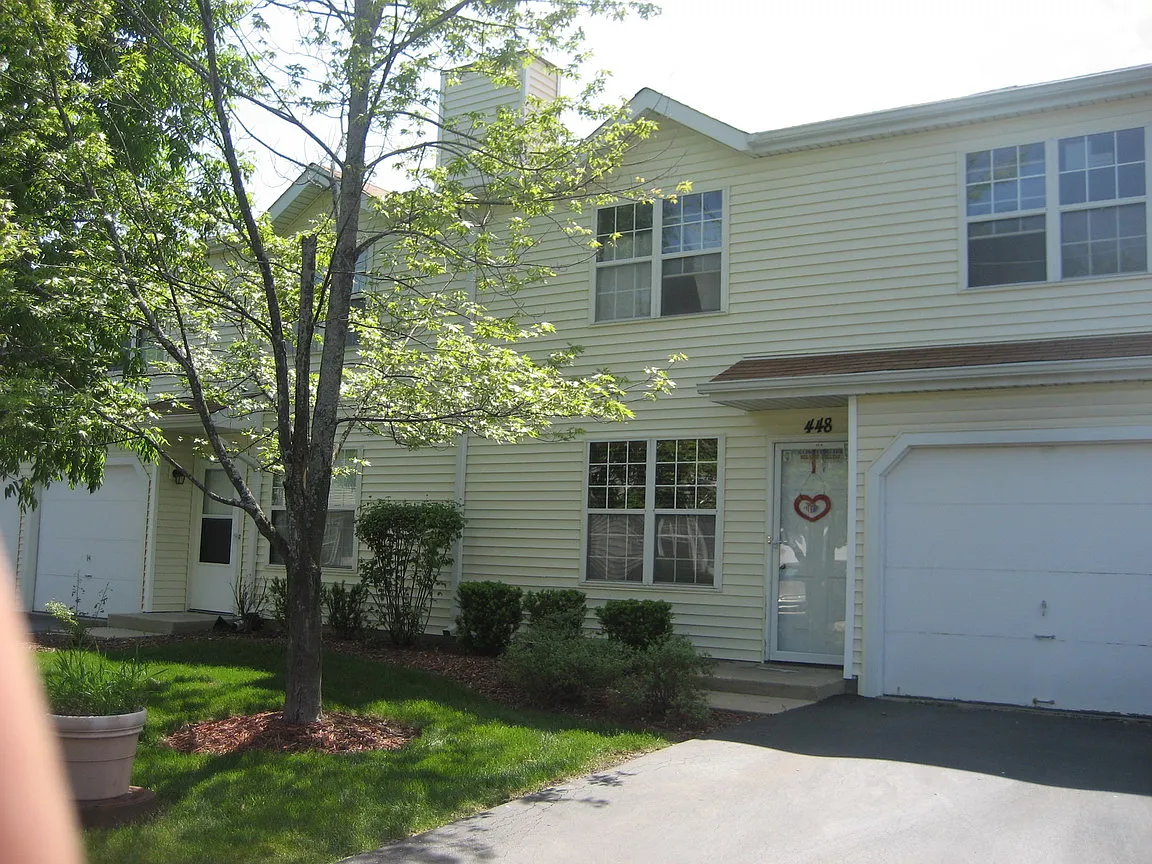 450 Meadow Hill Ln photo 1