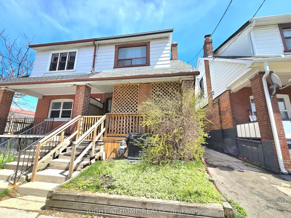 633 Greenwood Ave, Toronto, ON M4J 4B1