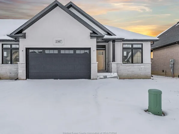 2587 Barkley Ave, Windsor, ON N8P 0E8
