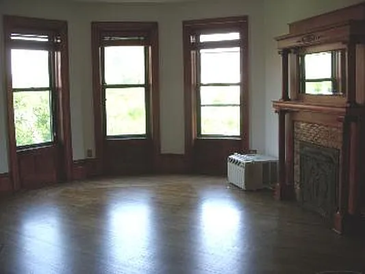 Rented by Corcoran | media 2