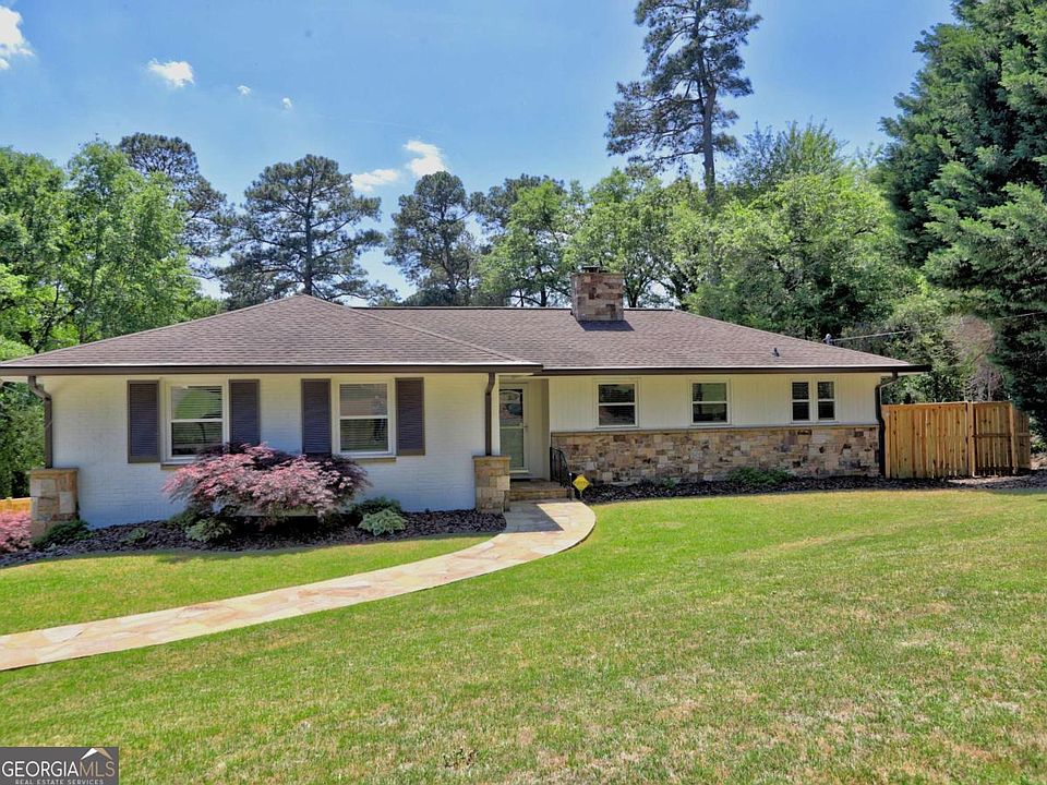 1st image of 393 Hilderbrand Dr