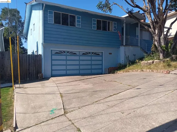 2843 Jennifer Dr, Castro Valley, CA 94546