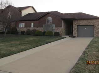 64 Country Rd, Wilkes Barre, PA 18708