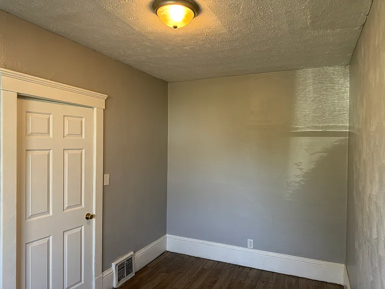 1502 Long Ave #1 — Photo 6