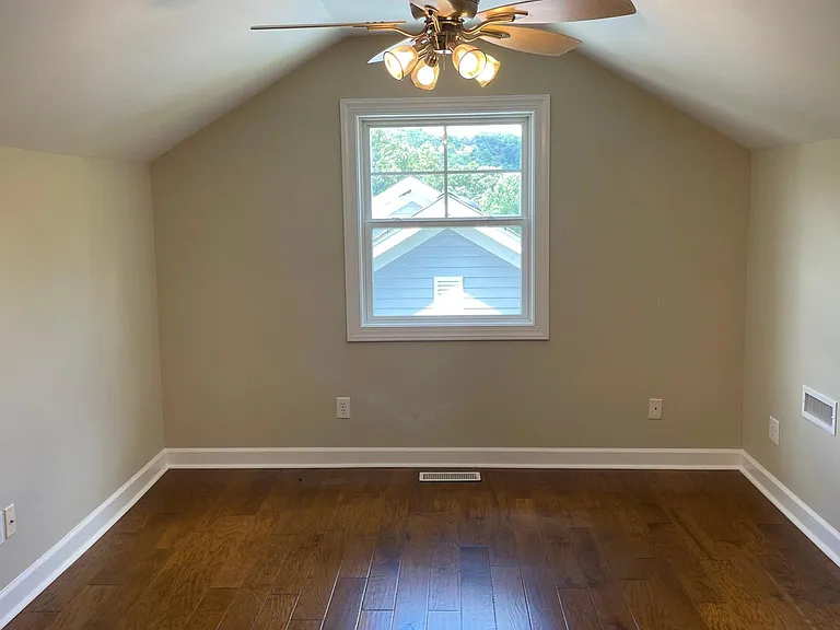 1720 Clay Dr — Photo 45