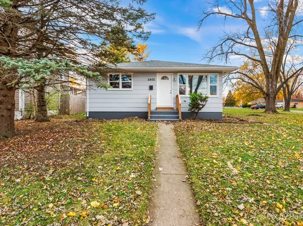 2402 Gideon Ave, Zion, IL 60099