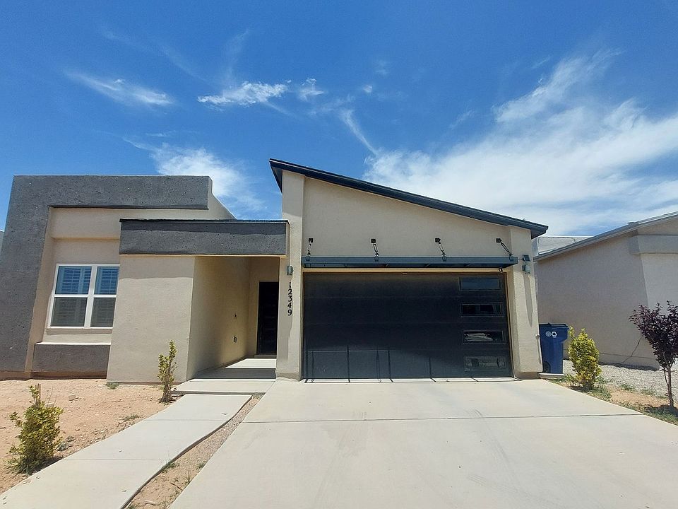 1st image of 12349 Desert Wolf Ave