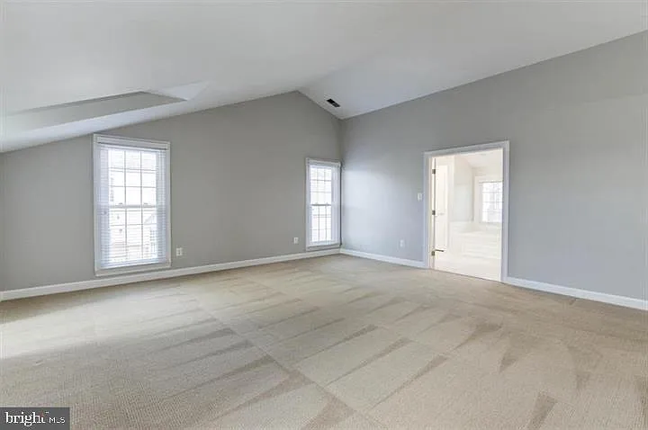 14213 Floral Park Dr — Photo 22