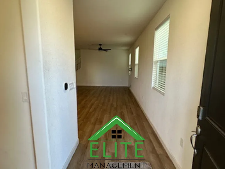 1525 Bluegill Way — Photo 5