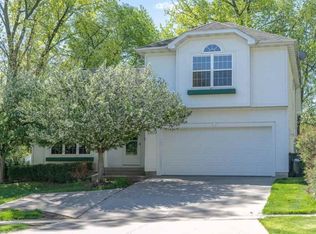 2809 E Court St, Iowa City, IA 52245