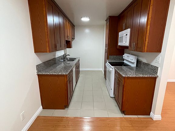 4th image of 7261 Amigo Ave #2c14b20ca
