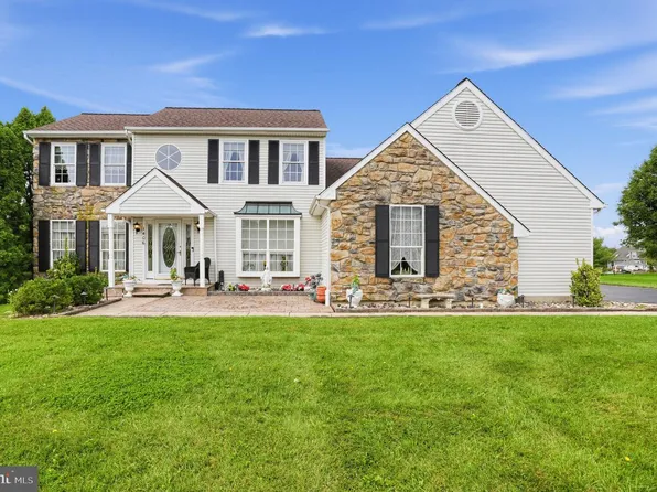 1406 Bentley Dr, Warrington, PA 18976