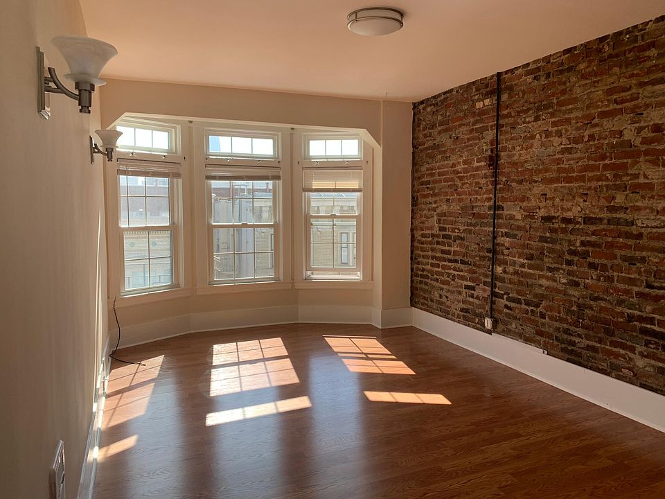 1st image of 925 Leavenworth St #15