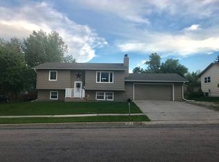 1916 Galaxy Dr, Rapid City, SD 57701